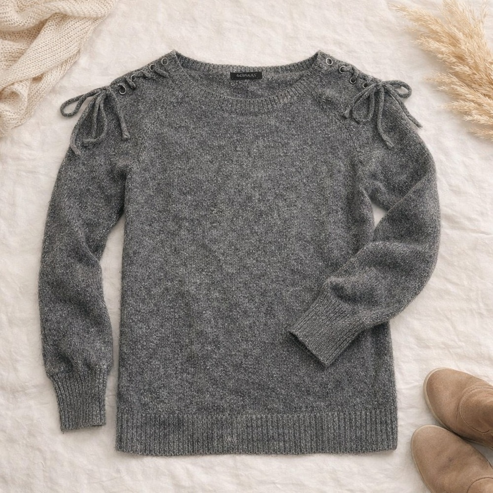 Doe & Rae Cozy Sweater Lace-Up Sleeve Knit Sweater Gray Soft Pullover Size S